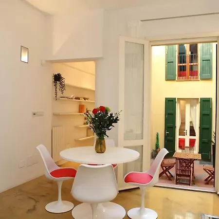 Cartoleria 24 - Ground Floor *