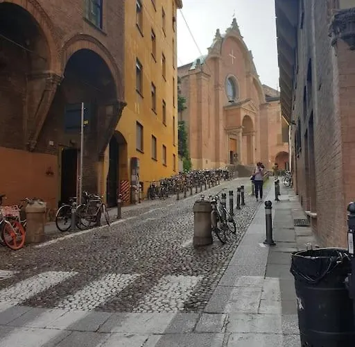 Cartoleria 24 - Ground Floor شقة