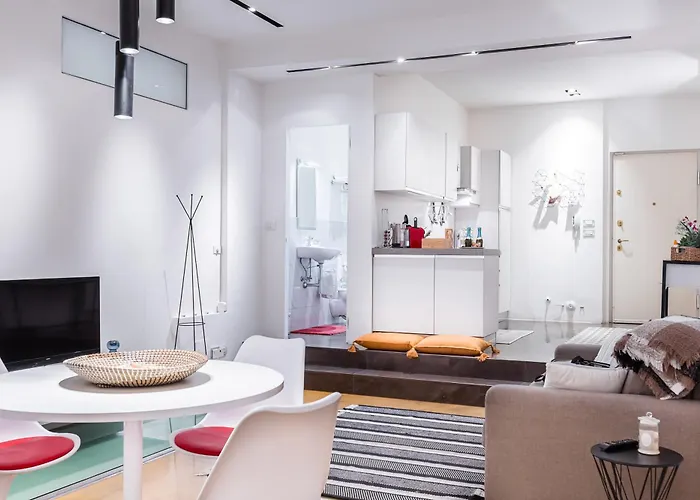 Cartoleria 24 - Ground Floor 아파트 볼로냐